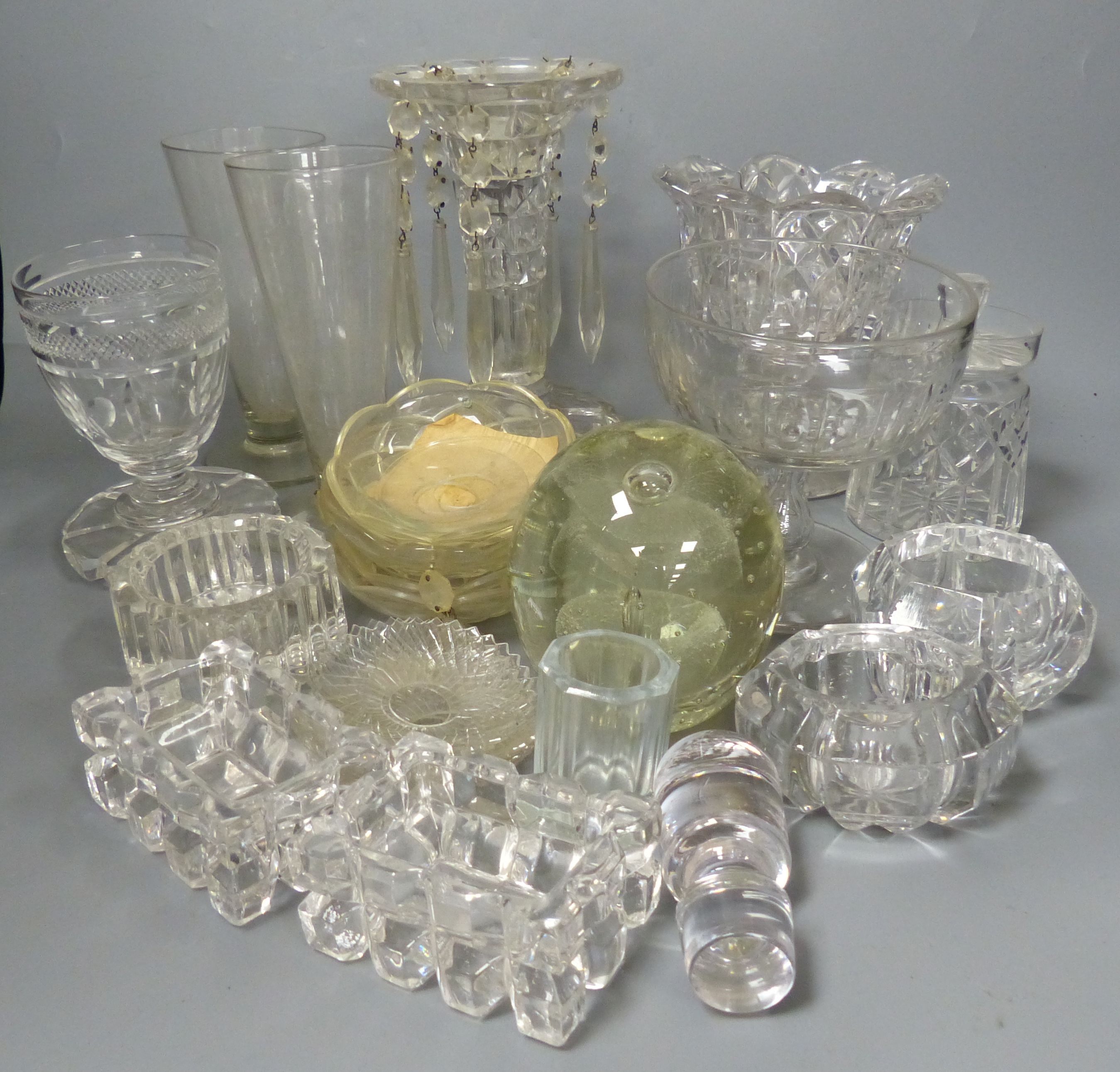 A quantity of mixed glass